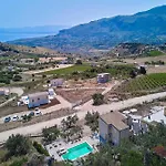 빌라 Montemar *
